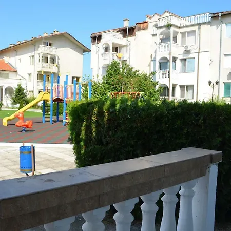 Bravo 1 George Apartman *