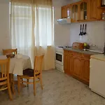 Appartement Bravo 1 George