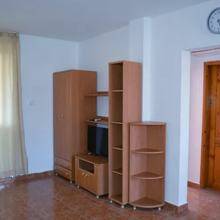 Bravo 1 George Апартаменты Солнечный берег