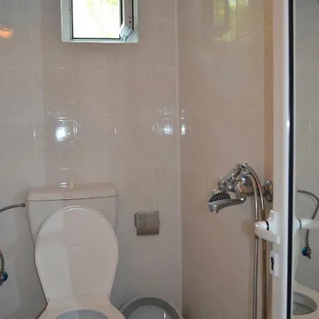 Apartment Bravo 1 George *