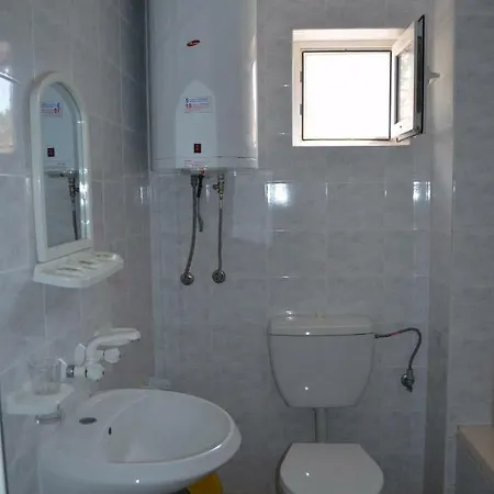 Bravo 1 George Daire