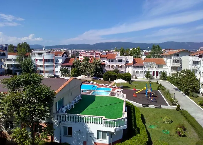 Bravo 1 George Apartment *