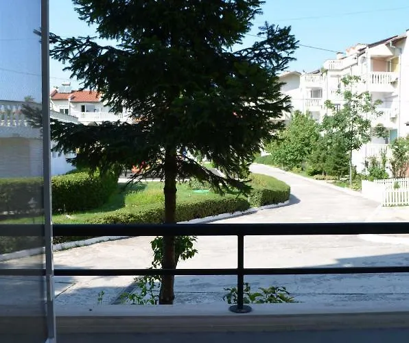 Bravo 1 George Apartment *