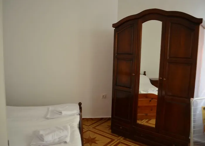 アパート Bravo 1 George サニービーチ